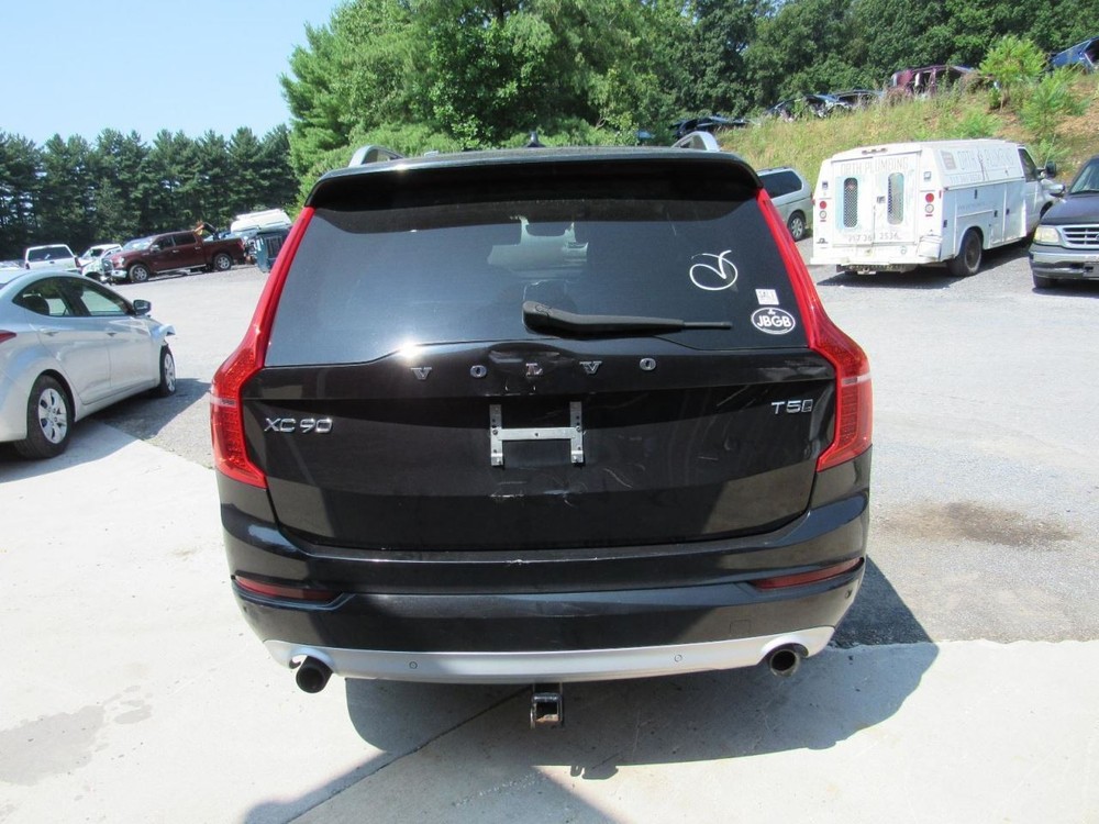 XC90 2018 Glove Box 1066728