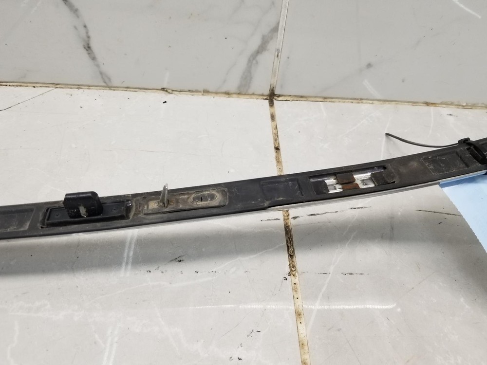 2015 FORD TAURUS CHROME FINISH PANEL W/ CAMERA #007574