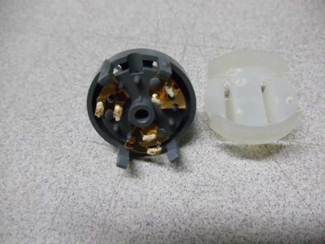 32 pcs C&K ROTARY SWITCH 11 positions, HM70450, NEW