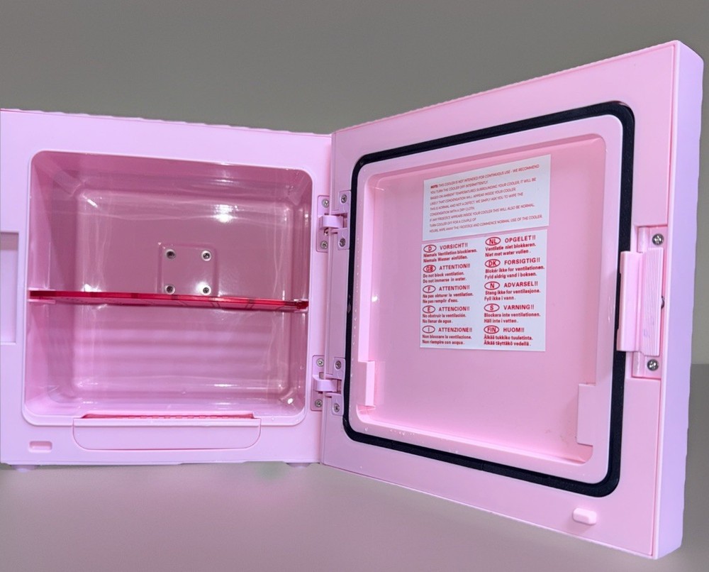 Hello Kitty Mini Fridge Pink - No Shelf