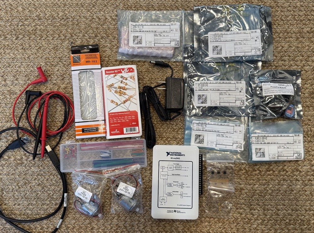 NATIONAL INSTRUMENTS NI myDAQ Data Acquisition Device + Extras