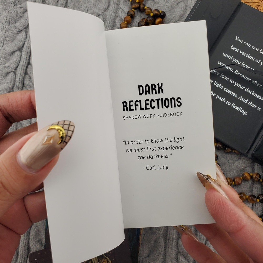 Dark Reflections Tarot Deck by La Muci 78 Card Tarot Deck USED