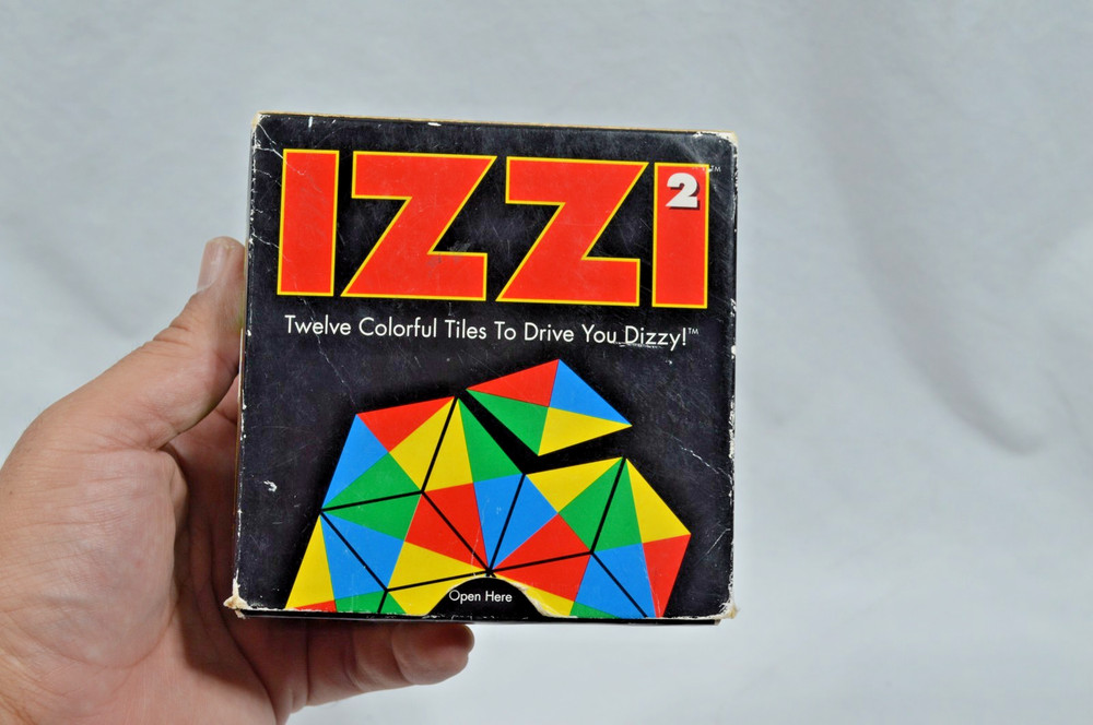 1993 IZZI 2 Puzzle Game in Box, 5682 Binary Arts