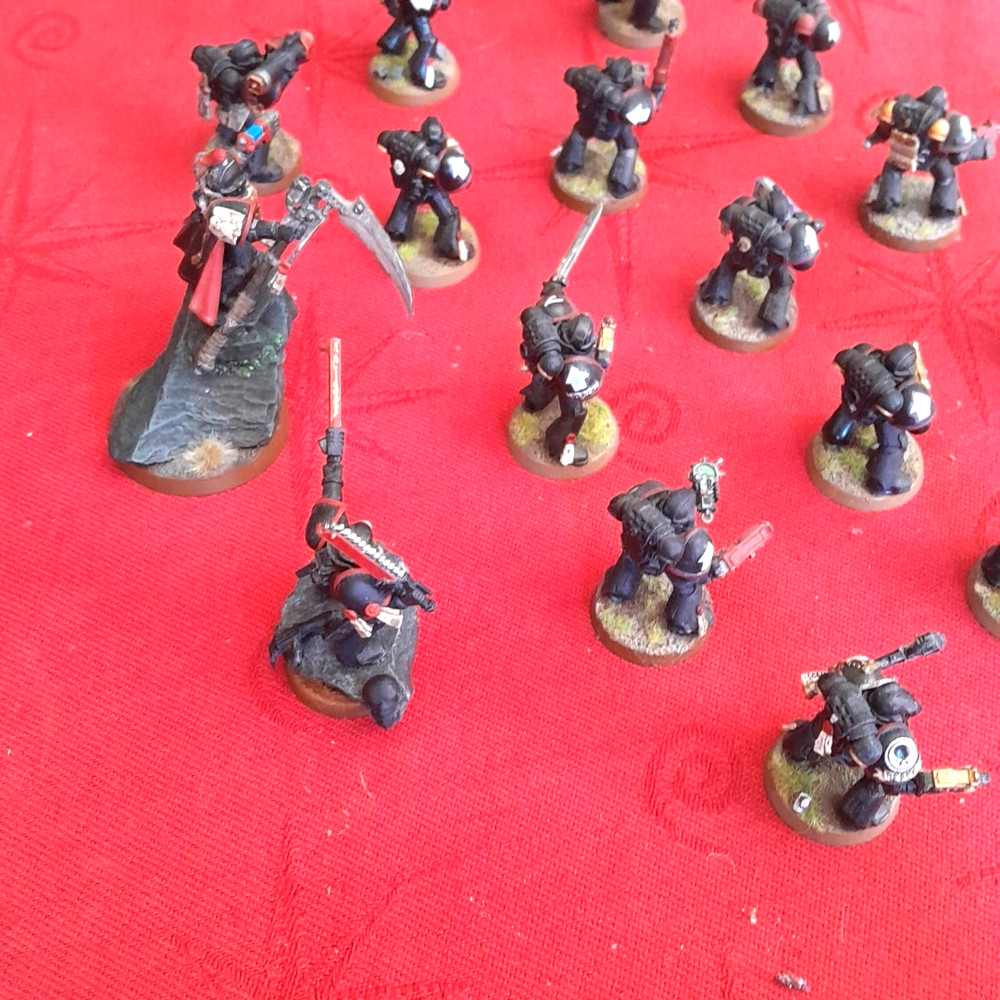 warhammer 40k space marines black x 16
