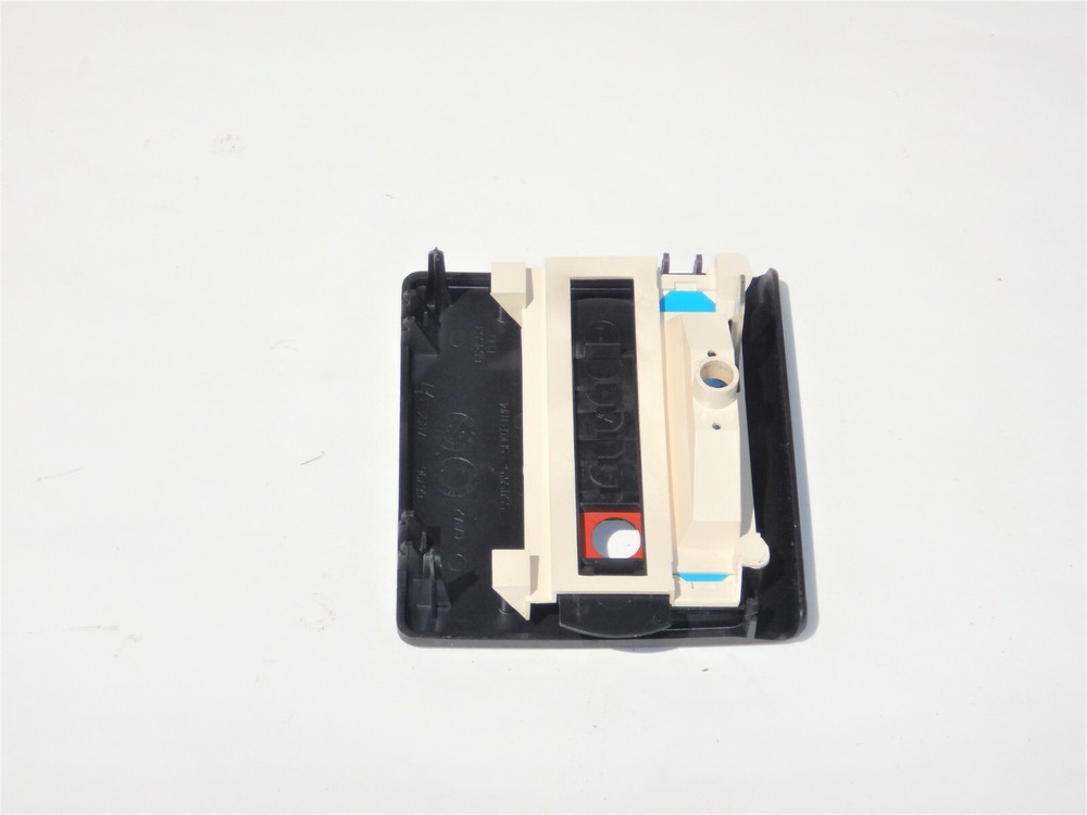 Jeep Cherokee XJ 97-01 Automatic Floor Shift Indicator Bezel Trim Auto Console