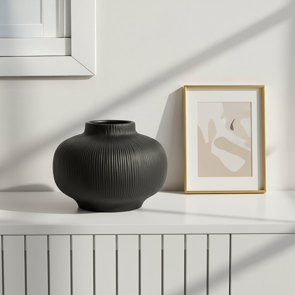 Soft Curve Black Ceramic Decorative Vase 6