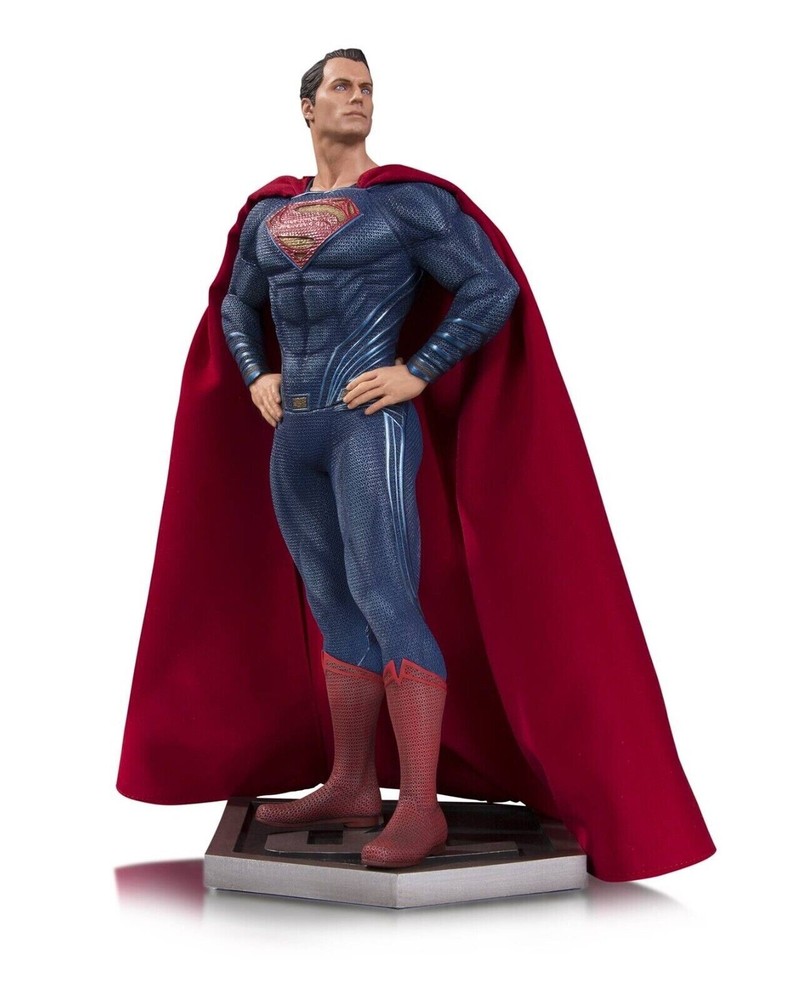 DC Collectibles Justice League Statue Superman