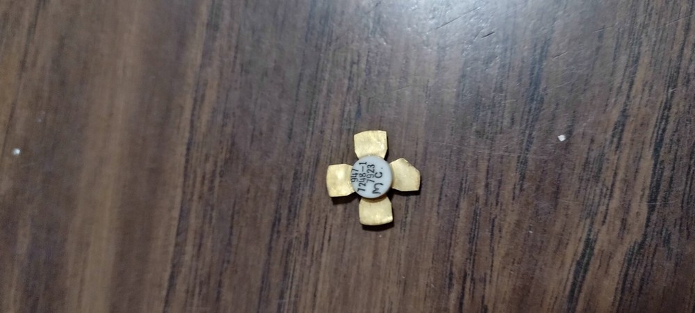 947 - 7248 silicon rf power transistor