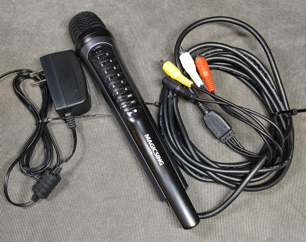 Magic Sing ET9K Microphone w/ Power Cord