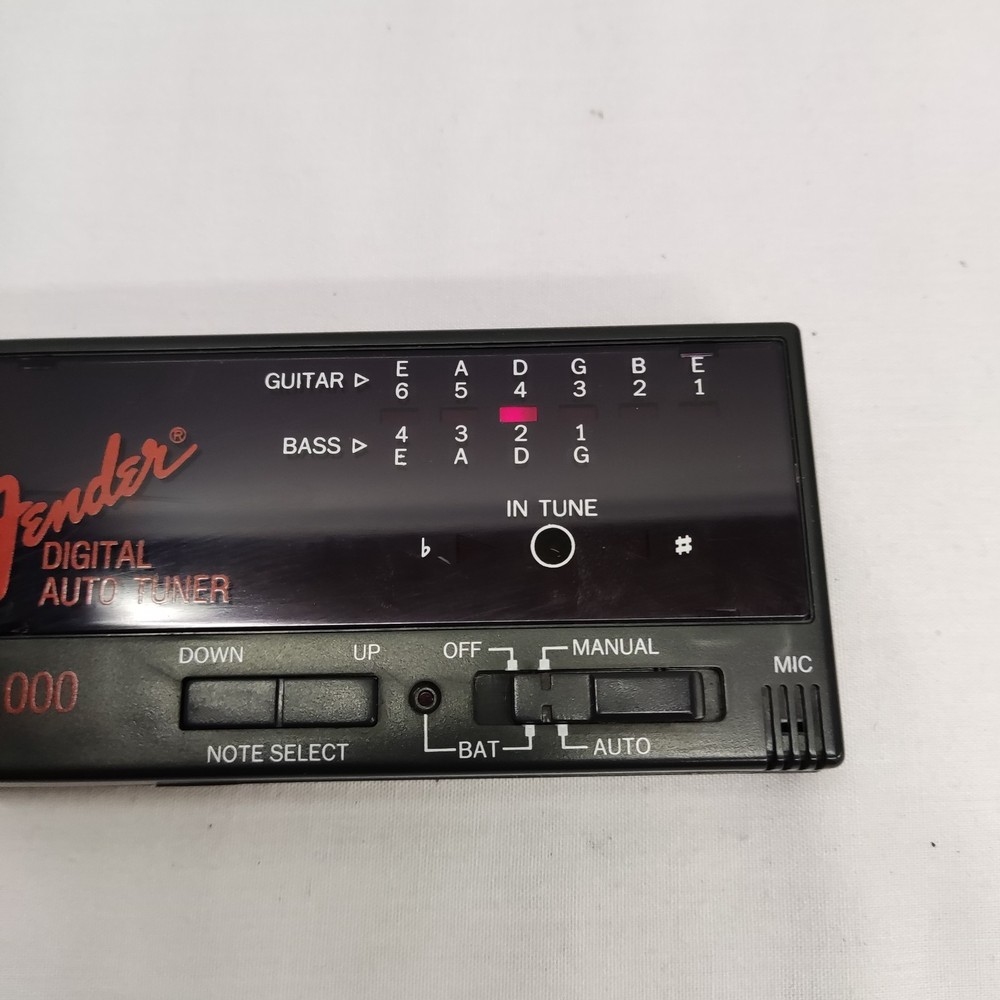 FENDER DIGITAL AUTO TUNER TX-1000 & CASE