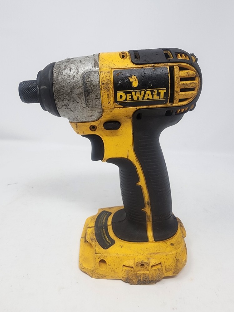 DeWalt DC825  18V Volt 1/4" IMPACT DRIVER - Bare Tool Only