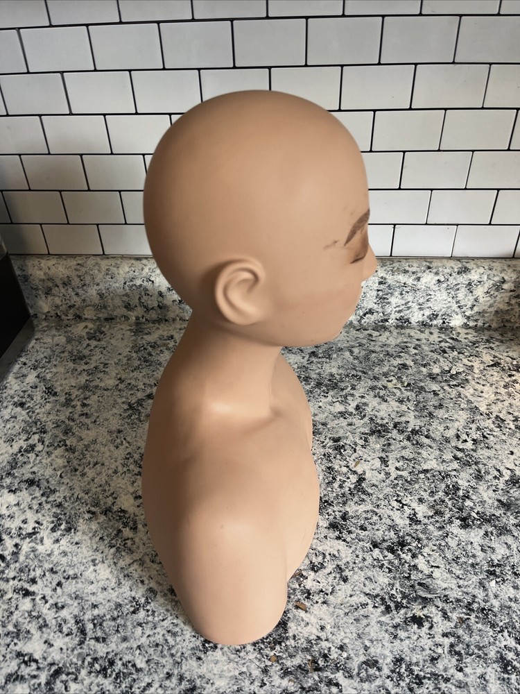 Female Mannequin Head with Shoulders - Used