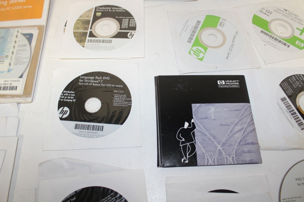 Lot of 18 HP Software Discs for PC