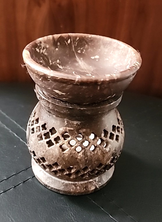 Vtg Hand Carved Soapstone Incense Oil Diffuser Tealight Holder Ornate Pattern