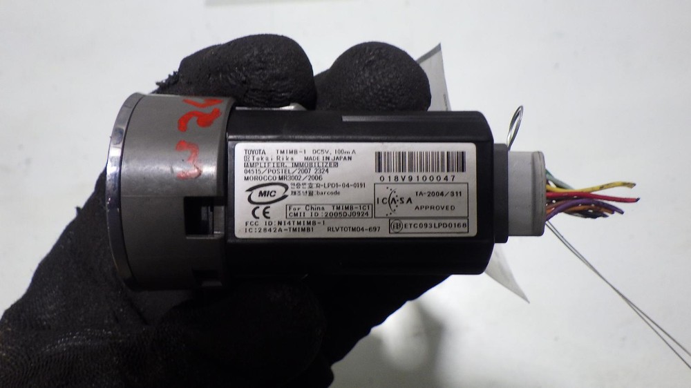 09 TOYOTA HIGHLANDER Start Stop Engine Ignition Push Button 2005DJ0924