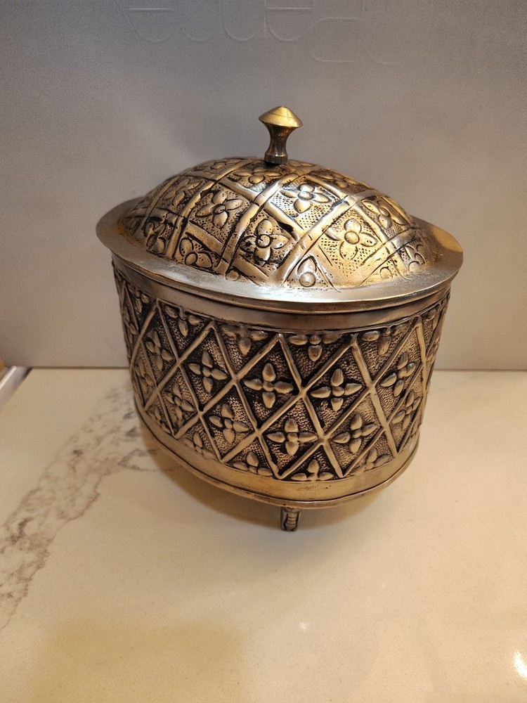 Silver Plate Salt Cellar Lidded Caddy Embossed India