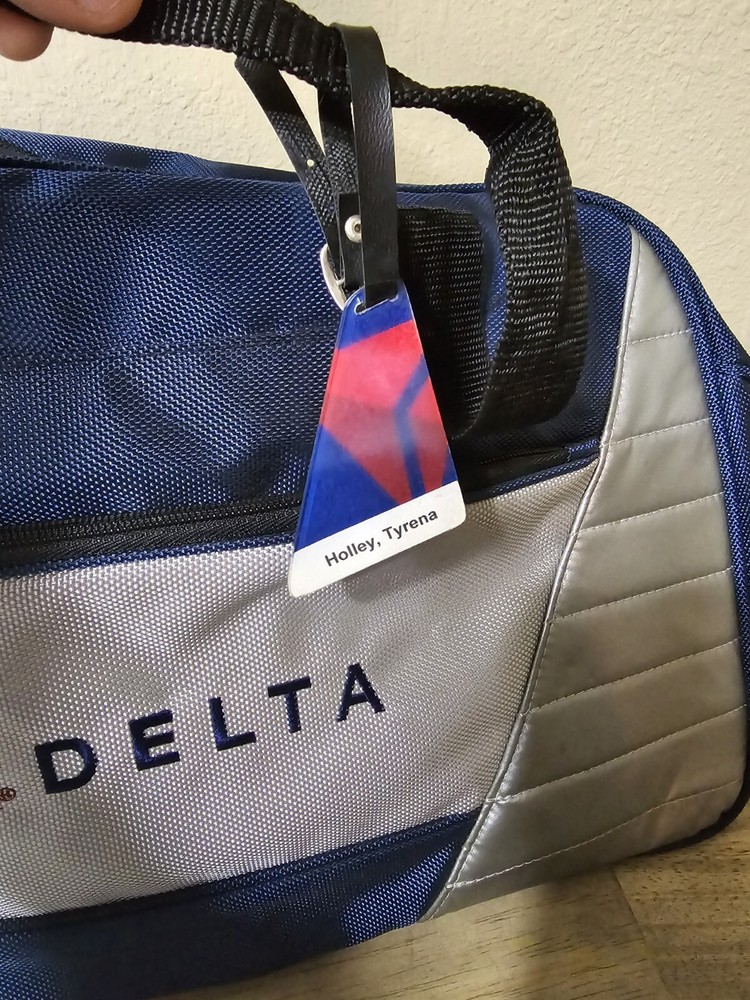 Delta Airlines Towel Rag White Blue New