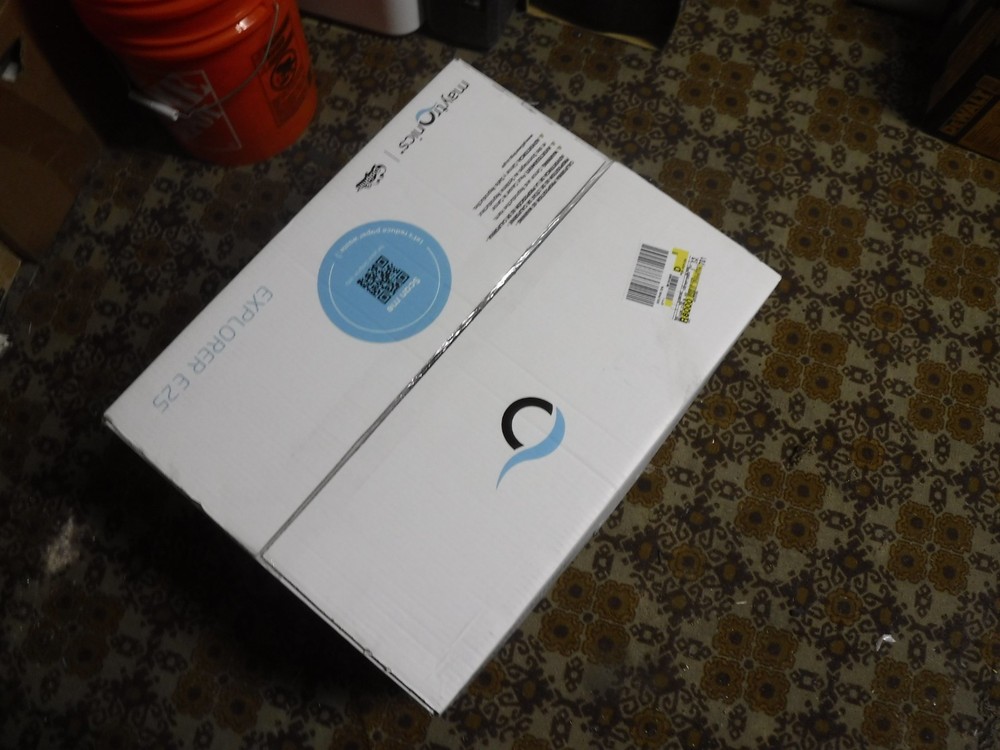 *NEW* Dolphin Explorer E25 Robotic Pool Cleaner