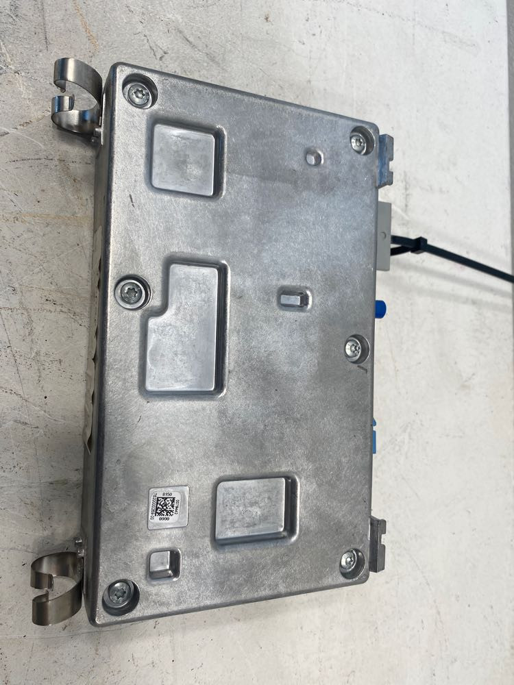 2021 Bosch Cab Module A0004463475 (650-10734)