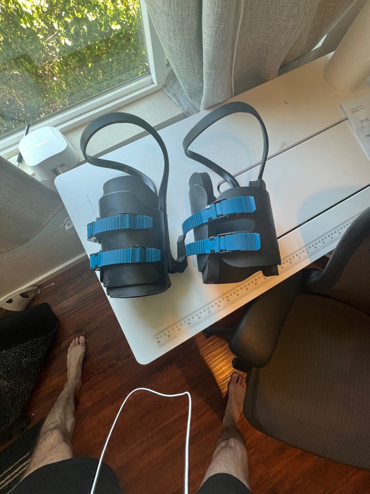 Teeter Gravity Boots