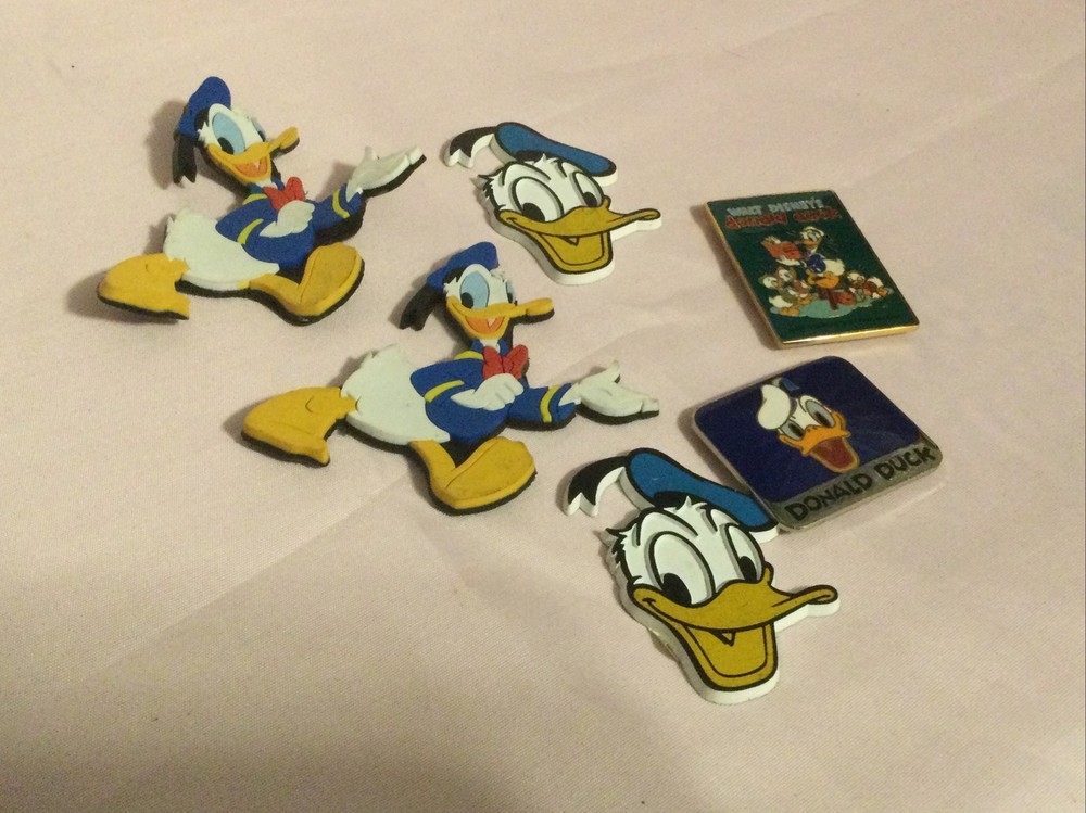 Assorted Disney’s Donald Duck Magnets (6)