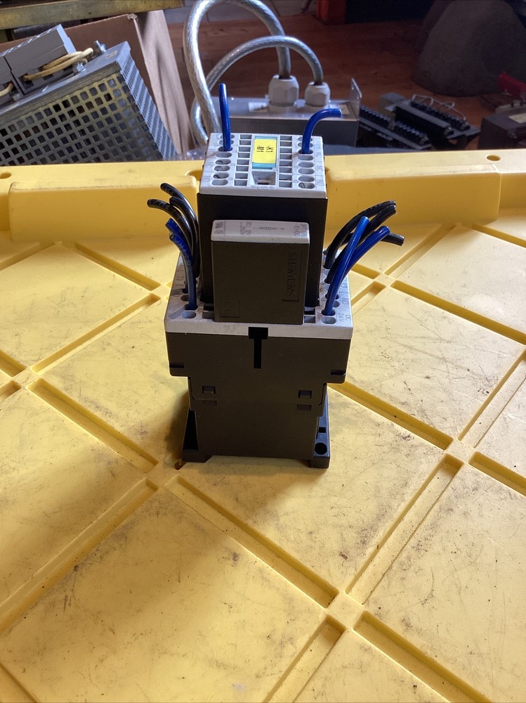 Siemens Power Contactor, 3RT1017-2BB41