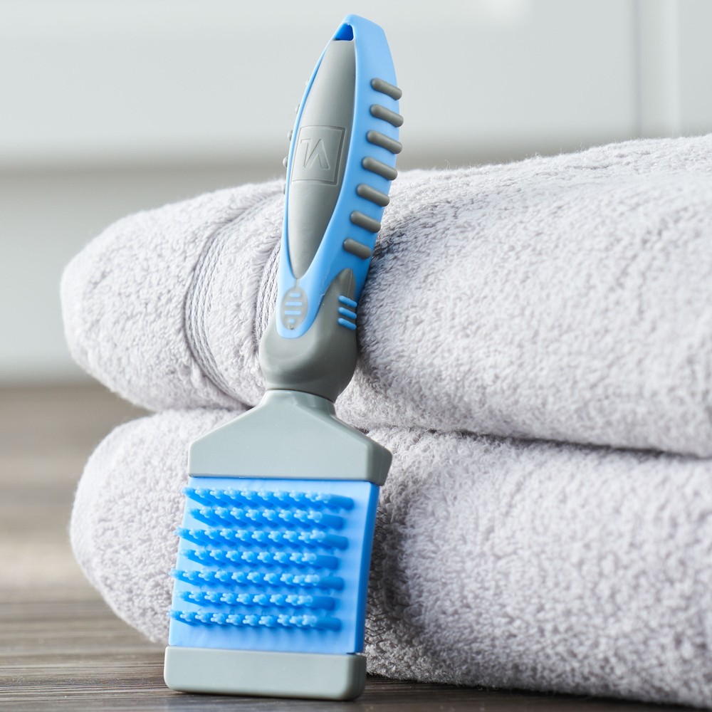 Flexible Massage and Slicker Brush for Cats