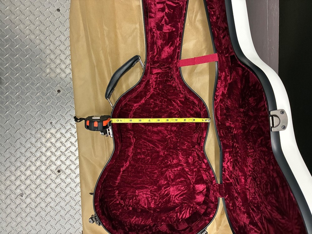 1/2 Size Classical Guitar Case Hard Shell Fiberglass White