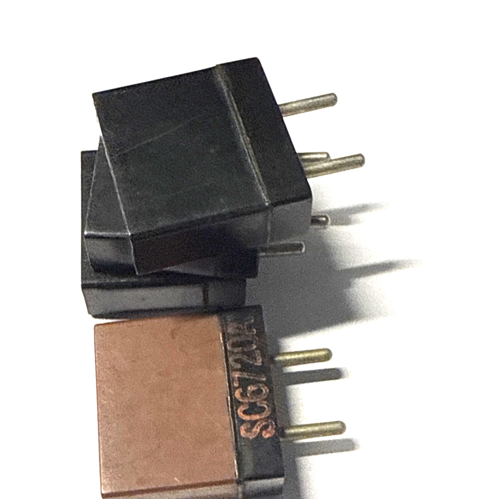 one quartz crystal 200 KC