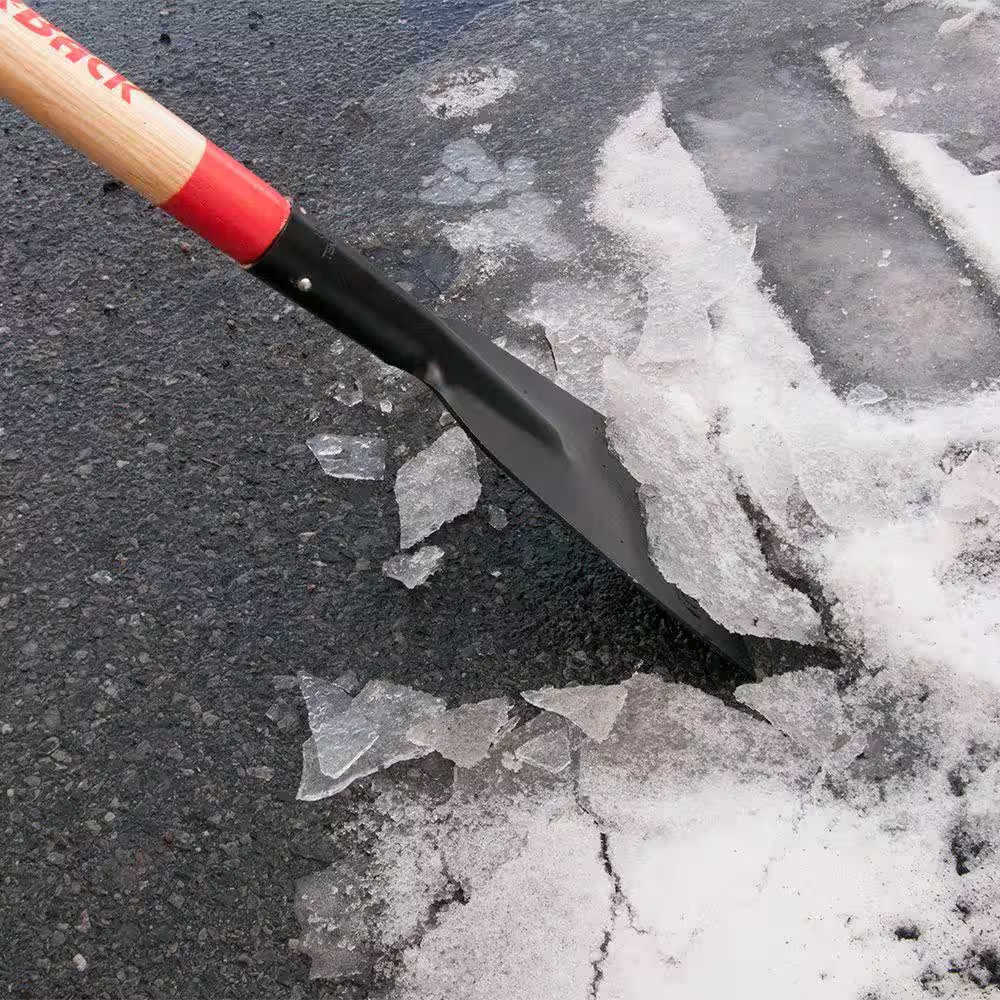 7 In. Forged Sidewalk Scraper