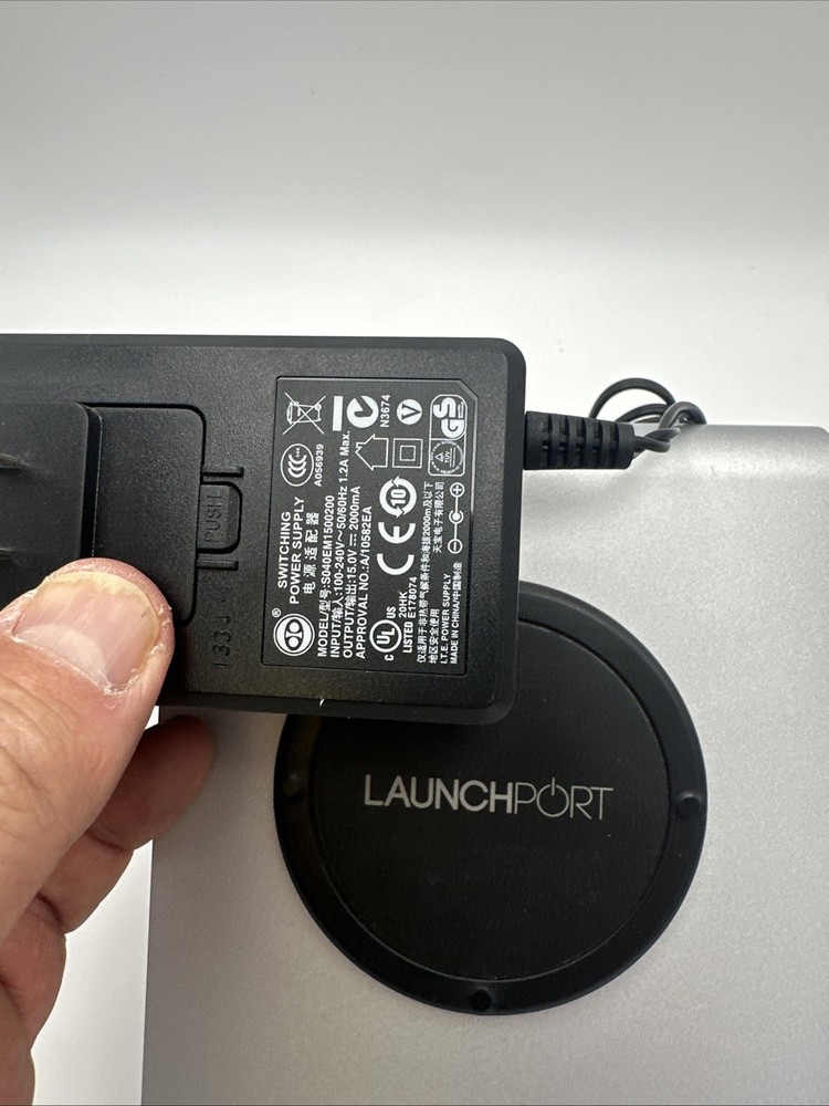 IPORT LAUNCHPORT BASE STATION Silver BASESTATION - With Power Supply