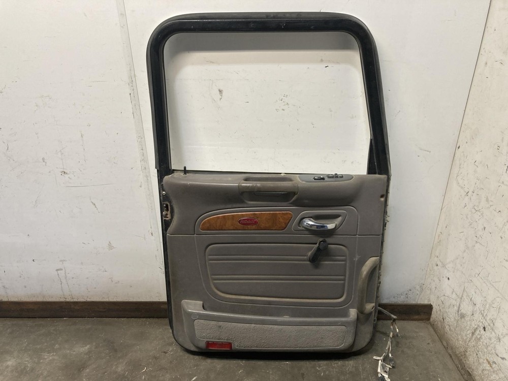 2006-2015 Peterbilt 386 White Left/Driver Door - Used