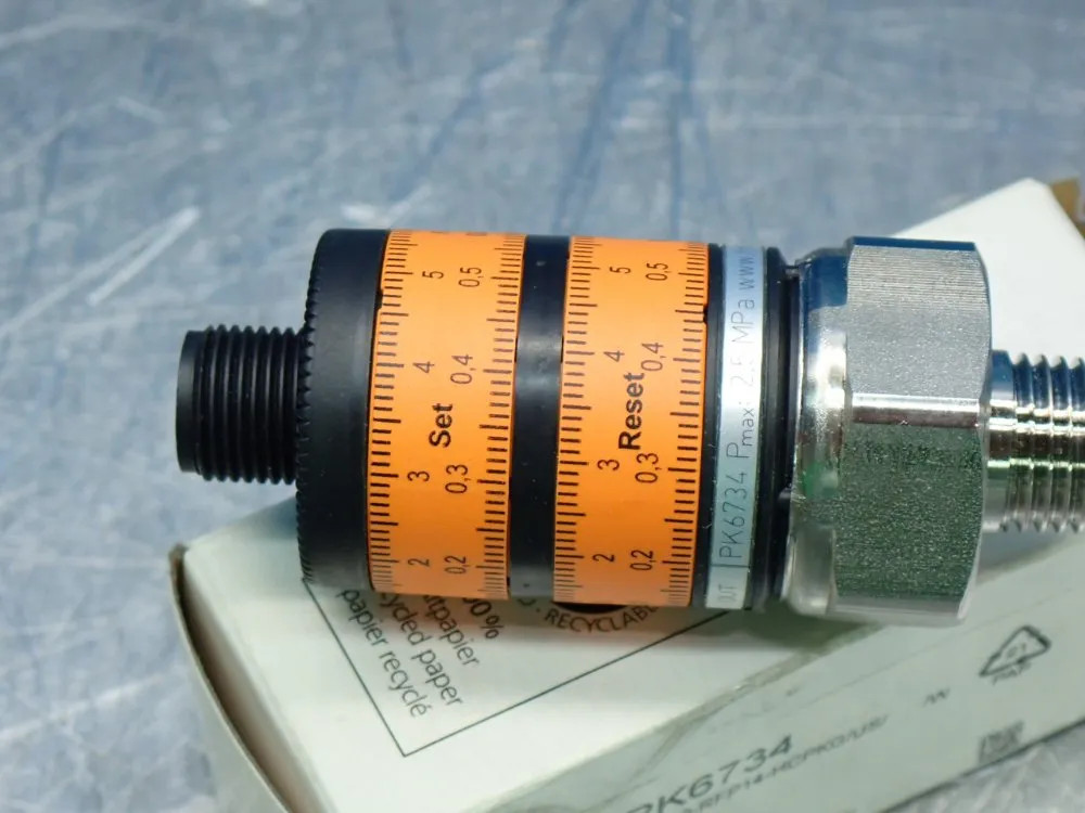 IFM PRESSURE SWITCH PK-010-RFP14-HCPKG/US/