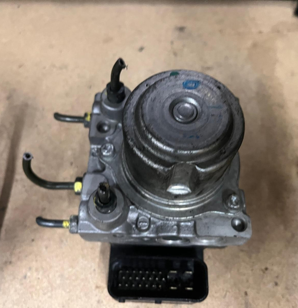 2011 Honda S-Wing ABS Pump