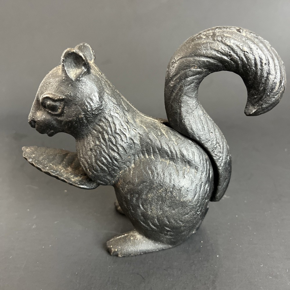 Cast Iron Squirrel Nut Cracker