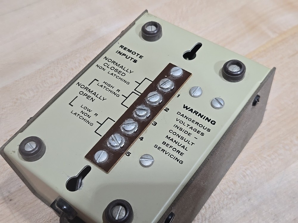 Vintage Heathkit Utility Transmitter GD-97 Powers On Untested