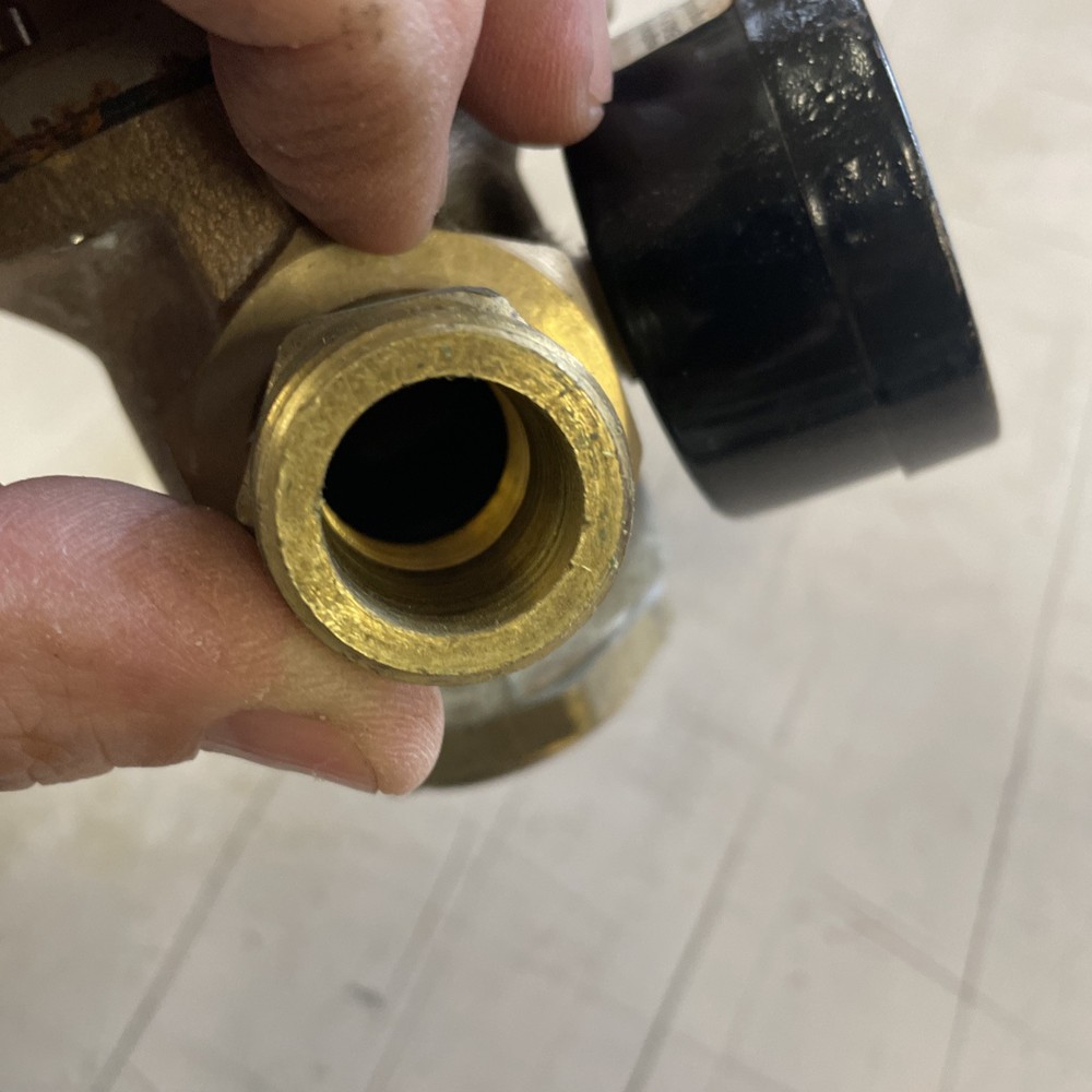 New Watts 3/4 25-75 PSI Water Pressure Reducing Valve 50PSI