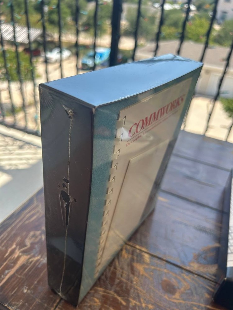 COMMWORKS PBI software Apple II Macintosh. Tlecommunications Solution 1986 year