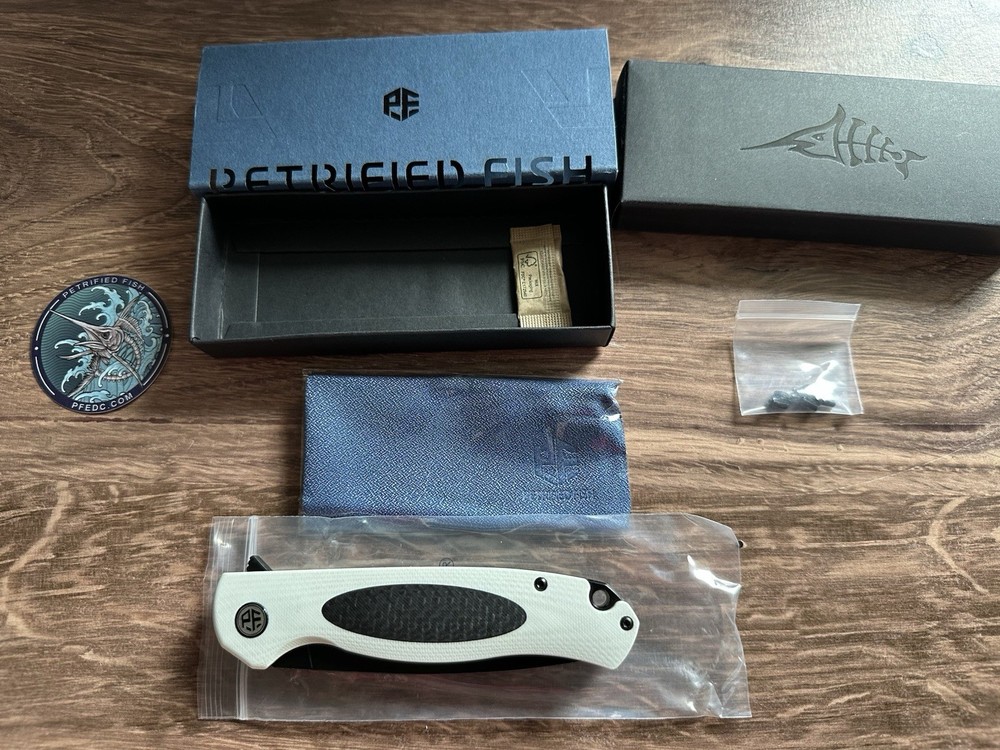 Petrified Fish PFB03 Stamp,D2 Stonewashed Blade G10 Handle Folding knife