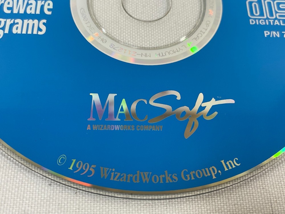 Vintage 1995 Shareware Vault 4000 MacSoft Software CD-ROM WizardWorks DISC ONLY