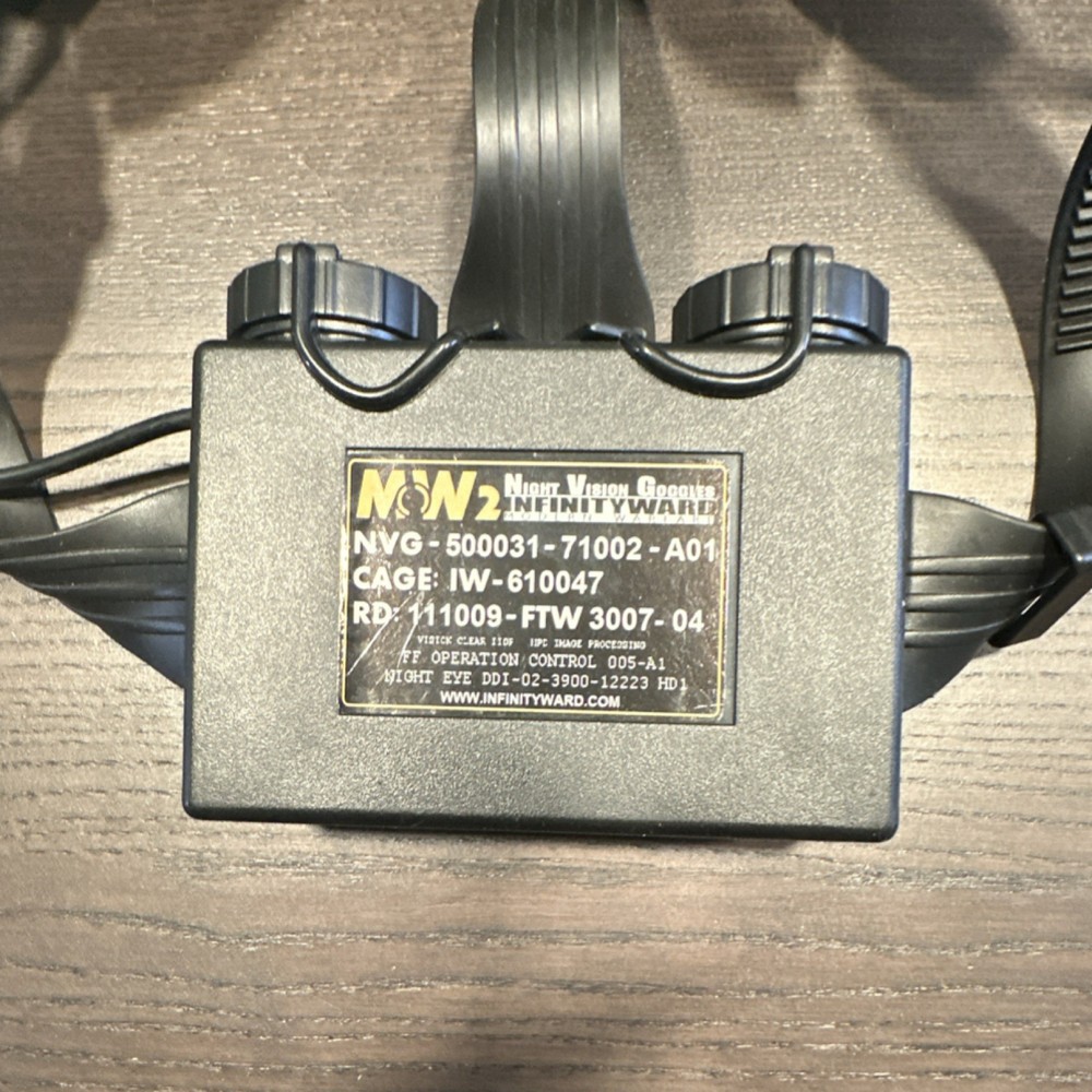 InfinityWard Night Vision Goggles Black Plastic MW2 - Working