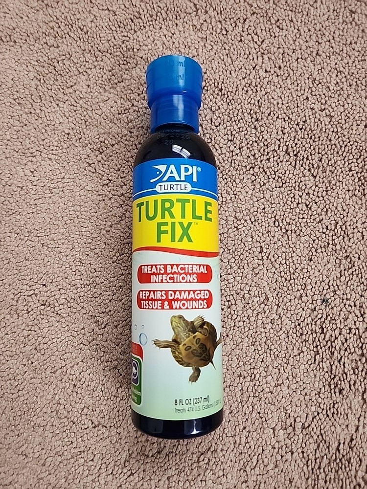 API TURTLE FIX Antibacterial Turtle Remedy 8-Ounce Bottle