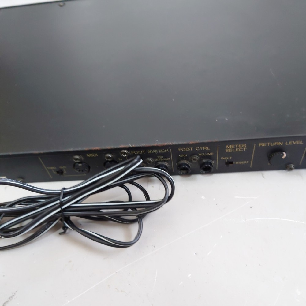 YAMAHA FX770 Multi Effects Processor Rack Unit for Guitar Tested item From japan