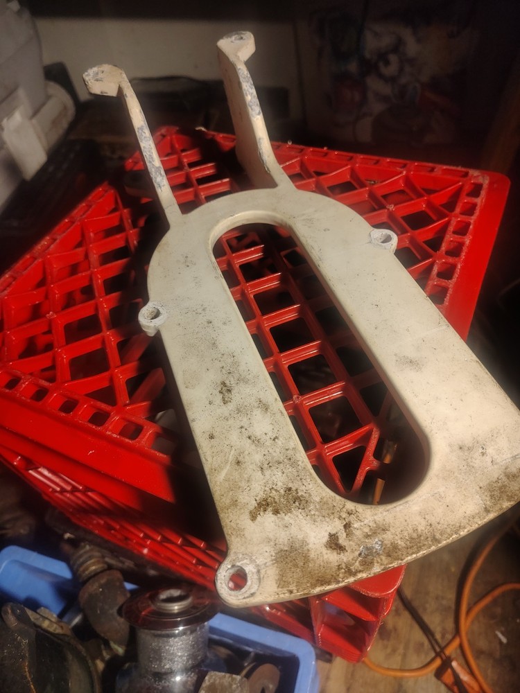 Raymarine Antenna Mount