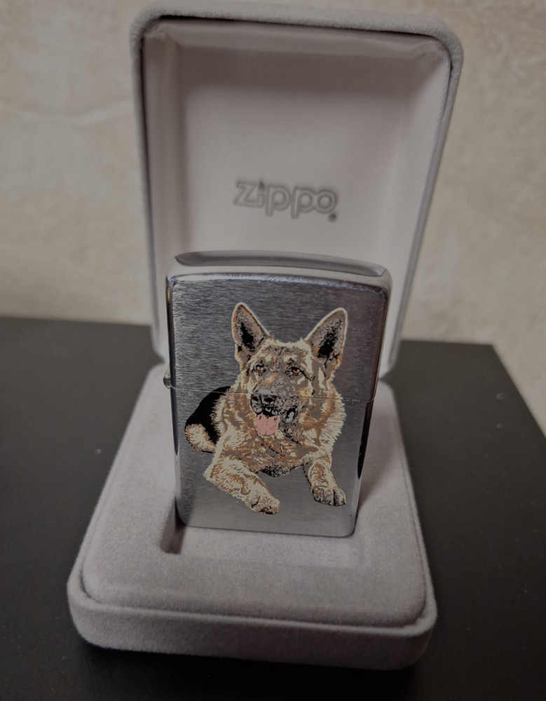 Original ZIPPO Lighter "German Shepherd