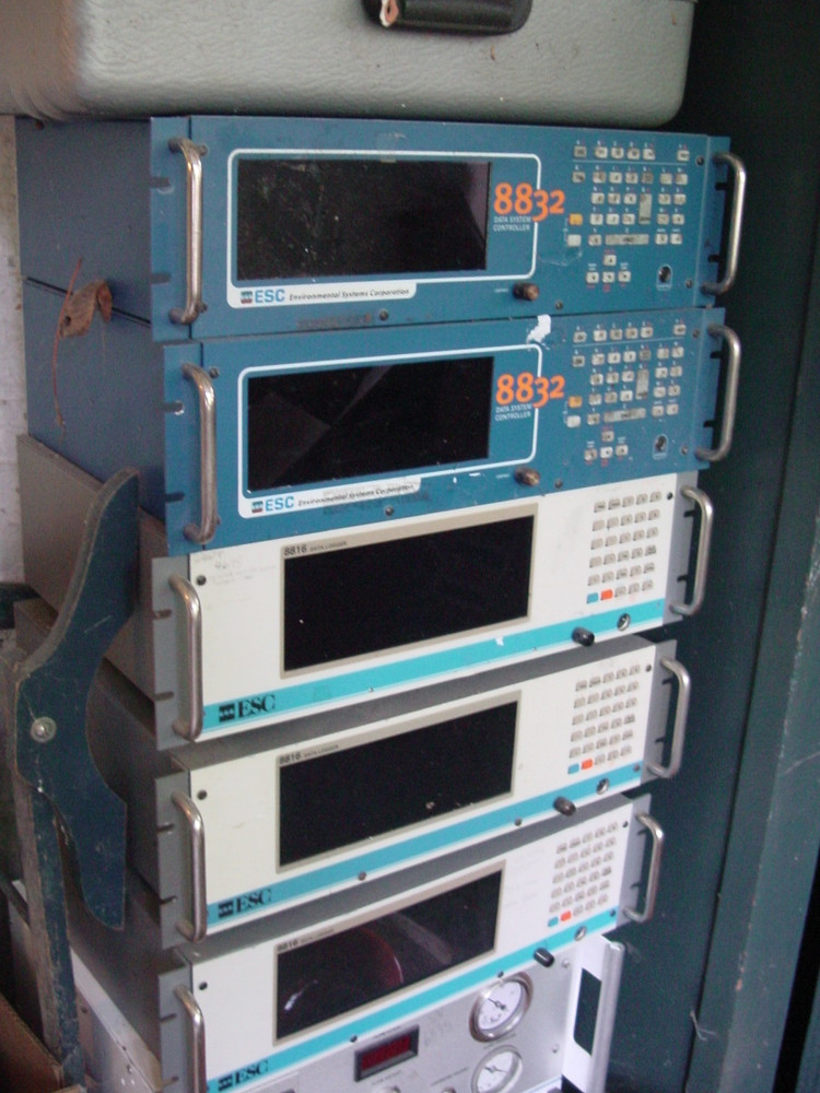 (5) FIVE ESC 8832 & 8816 ENVIRONMENTEL SYSTEMS CO. DATA LOGGERS