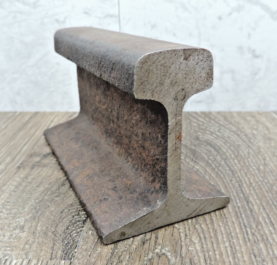 Mini Rail Crossection 4.2"x2"x2.4"