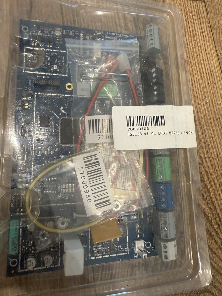 DSC HS3128 ALARM CONTROLLER