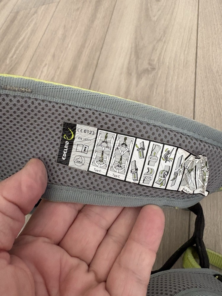 Edlerid Apex Climbing Harness - Medium Neon/Silver