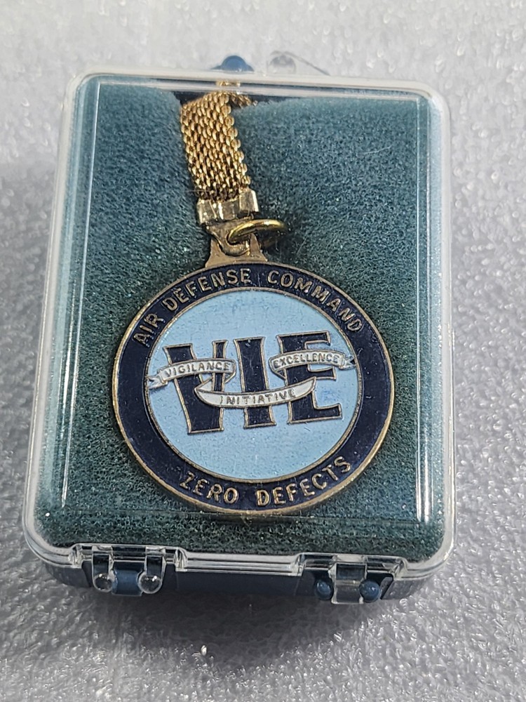 USAF 1960s Air Defense Command Zero /Defects Award Key Chain
